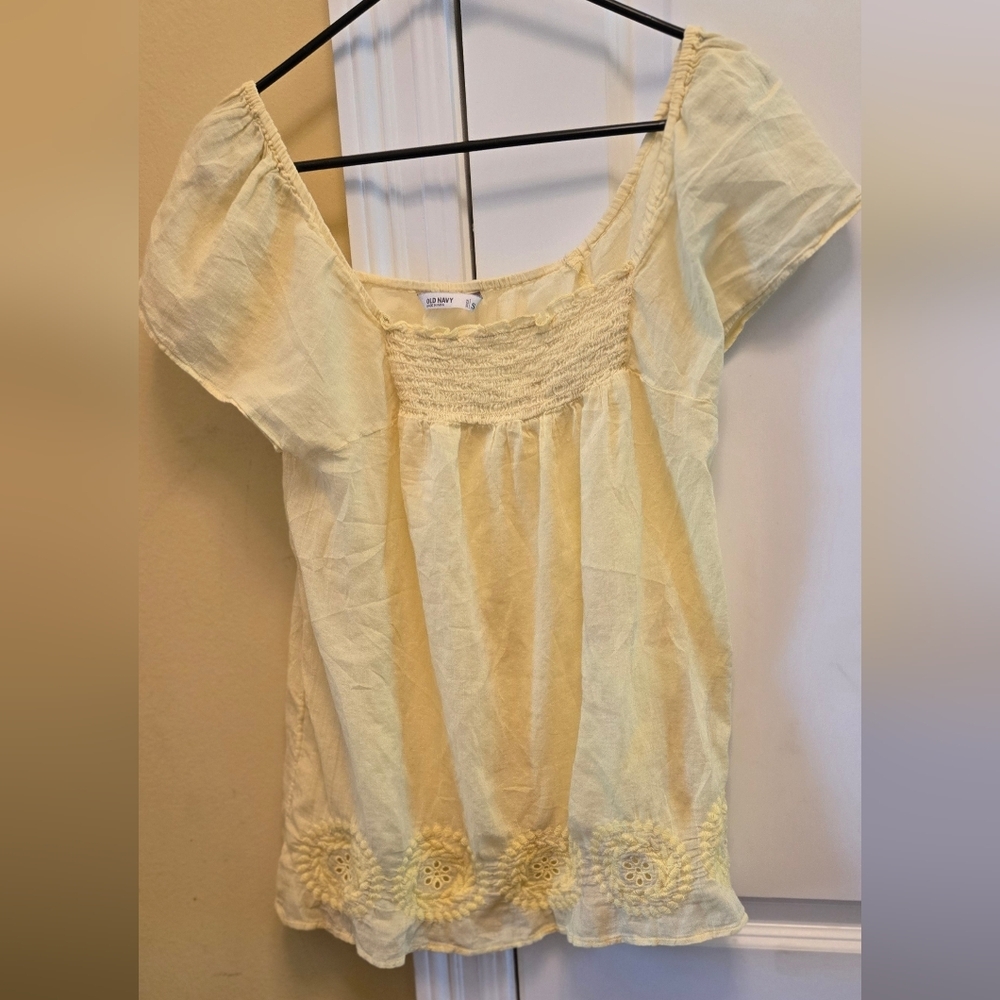 Old Navy Women's Yellow Smocked Puff Sleeve Boho Blouse Peasant Size Small